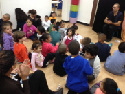 اليوم: ساعة قصة مع طوني في المكتبة العامة "ترشيش" في يافا